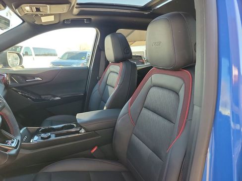 Used 2025 Chevrolet Equinox RS w/ Safety and Technology Package FWD image 8