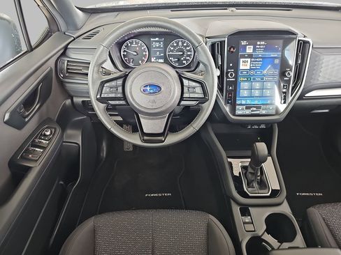 Certified 2025 Subaru Forester Premium AWD/4WD image 20