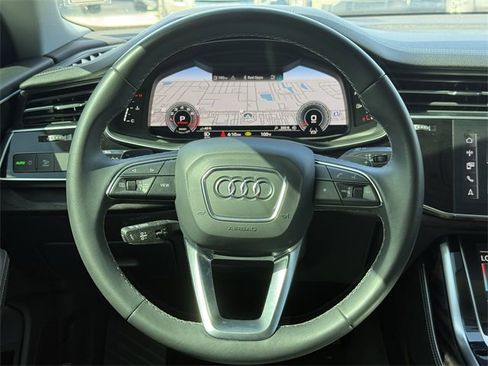 Used 2023 Audi Q8 Premium Plus w/ Premium Plus Package image 22