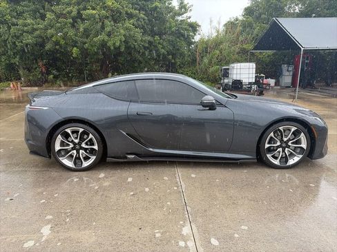 Used 2018 Lexus LC 500 Coupe image 2