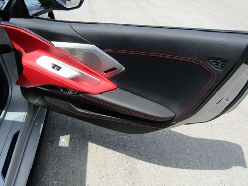 Used 2024 Chevrolet Corvette Stingray Preferred Cpe w/ Z51 Performance Package RWD image 14