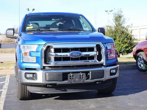 Used 2015 Ford F150 XLT w/ Trailer Tow Package image 5