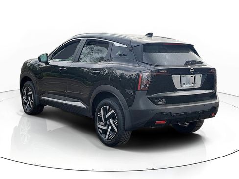 New 2026 Nissan Kicks SV image 3