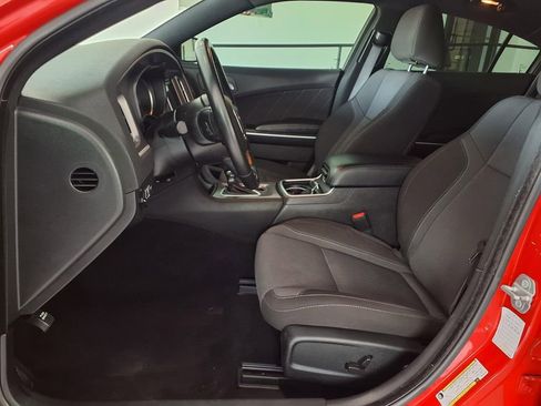 Used 2022 Dodge Charger SXT RWD image 10