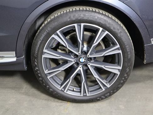 Used 2020 BMW X7 xDrive40i w/ Cold Weather Package AWD/4WD image 46