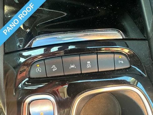 Used 2023 Buick Envision Essence w/ Sport Touring Package AWD/4WD image 15