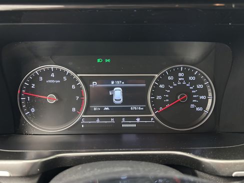 Used 2022 Kia Sorento LX AWD/4WD image 16