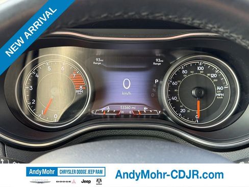 Used 2019 Jeep Cherokee Limited AWD/4WD image 9