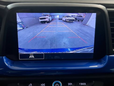 Used 2023 Chevrolet Camaro LT w/ Technology Package RWD image 9