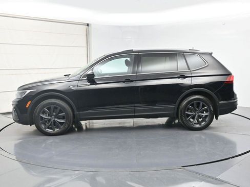 Used 2022 Volkswagen Tiguan SE AWD/4WD image 21