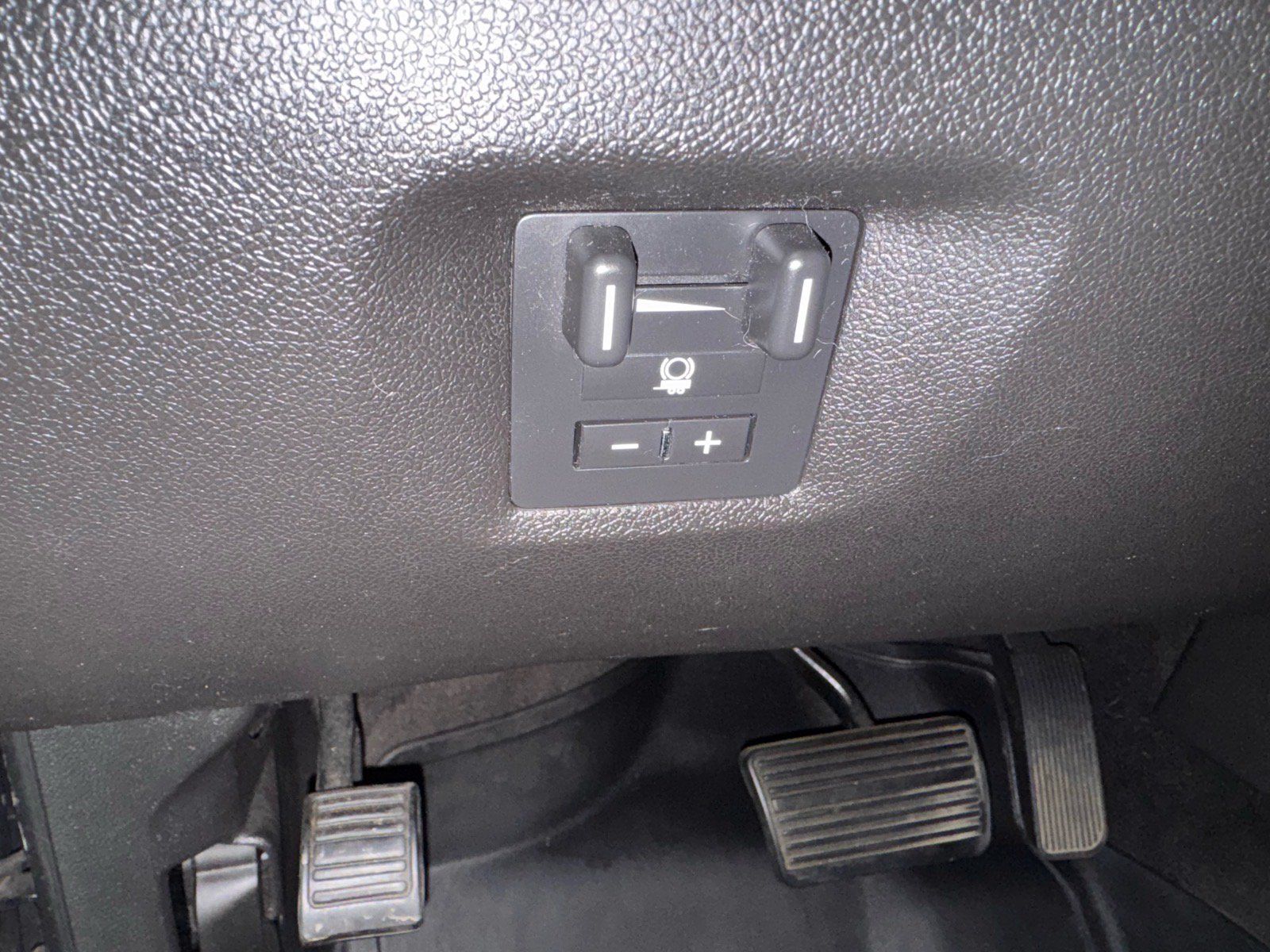 Used 2012 Chevrolet Silverado 1500 LTZ w/ LTZ Plus Package AWD/4WD image 19