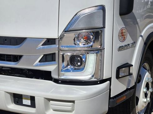 New 2024 Chevrolet Low Cab Forward 4500XD image 14