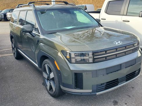 Used 2024 Hyundai Santa Fe Limited image 2