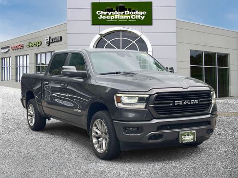 Used 2023 RAM 1500 Laramie AWD/4WD image 4