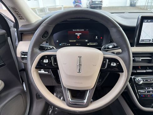 Certified 2021 Lincoln Corsair Reserve image 21