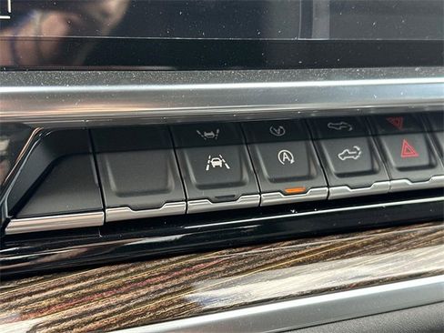 New 2026 GMC Sierra 1500 Elevation w/ LPO, Elevation Black Package image 18