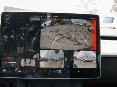 Used 2022 Tesla Model Y Performance AWD/4WD image 20