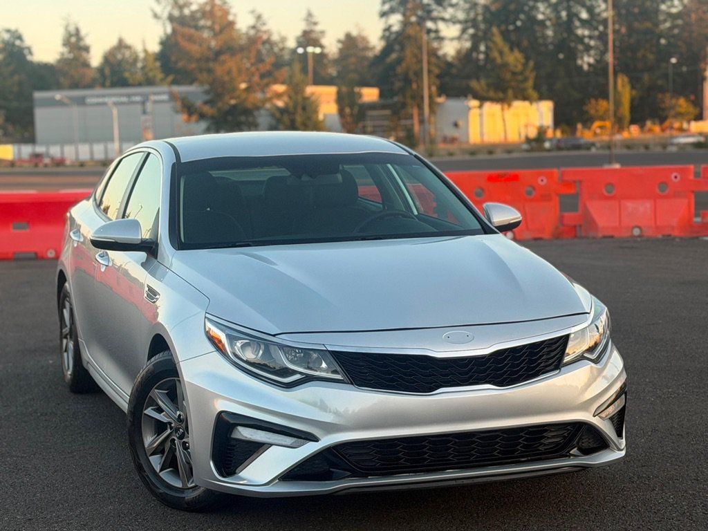 Used 2019 Kia Optima LX FWD image 2