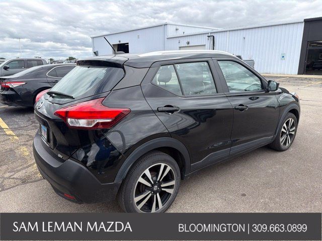 Used 2019 Nissan Kicks SV FWD image 8