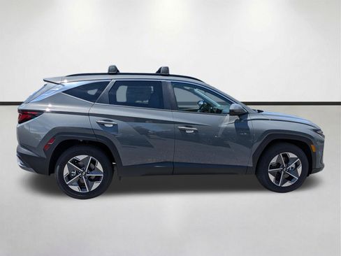 New 2026 Hyundai Tucson SEL FWD image 3