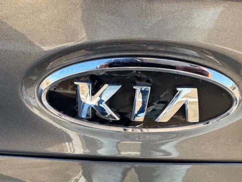 Used 2012 Kia Forte EX image 24