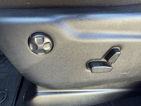 Used 2021 Jeep Grand Cherokee Limited w/ Luxury Group II image 15