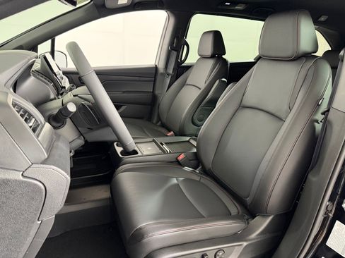 New 2026 Honda Odyssey Sport-L image 4