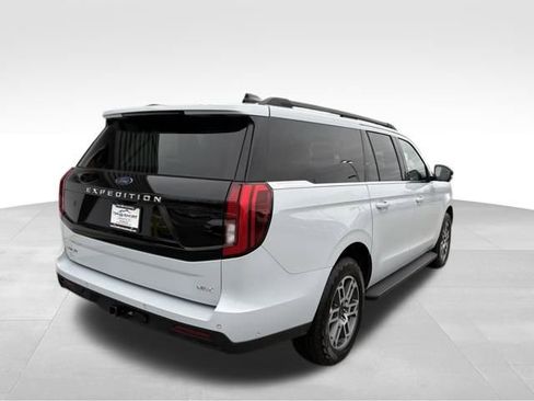 Used 2025 Ford Expedition Max Active image 2