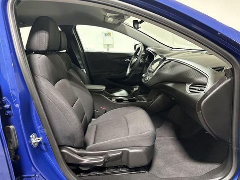 Used 2023 Chevrolet Malibu LS image 21