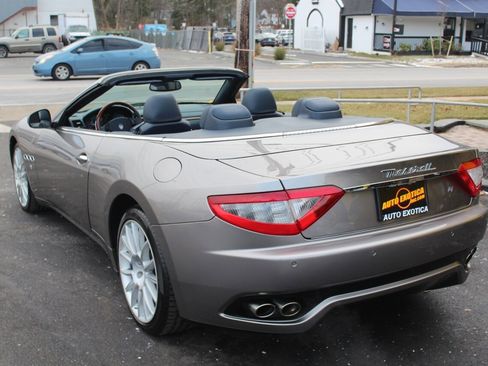 Used 2010 Maserati GranTurismo image 2
