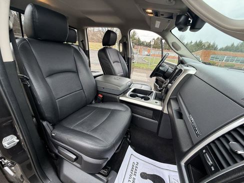 Used 2017 RAM 1500 Big Horn image 17