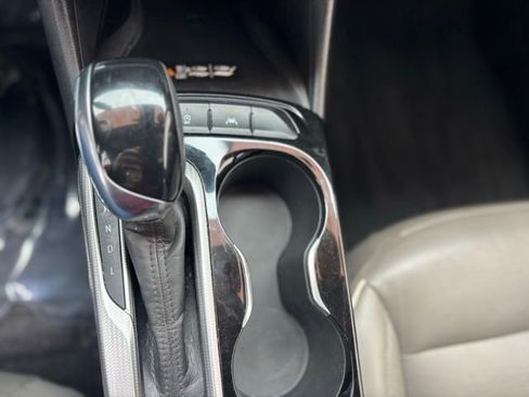 Used 2024 Buick Envista Avenir image 37