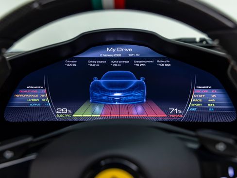 Used 2024 Ferrari SF90 Spider image 94