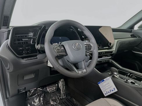 New 2026 Lexus TX 500h AWD w/ Technology Package image 9