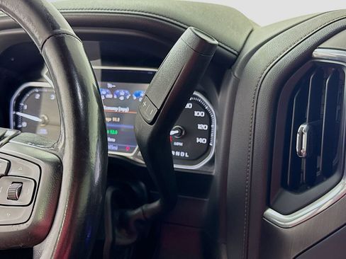 Used 2021 GMC Sierra 2500 AT4 w/ AT4 Premium Plus Package image 17