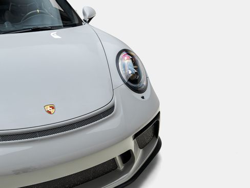 Used 2018 Porsche 911 GT3 RWD image 19