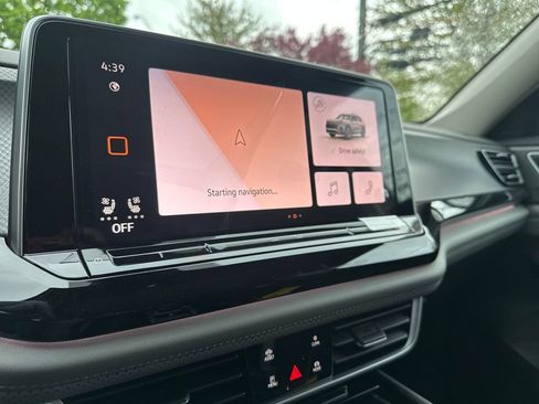 New 2026 Volkswagen Atlas Peak Edition AWD/4WD image 9