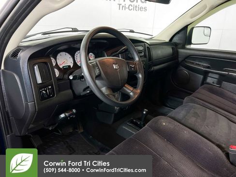 Used 2005 Dodge Ram 3500 Truck SLT image 3