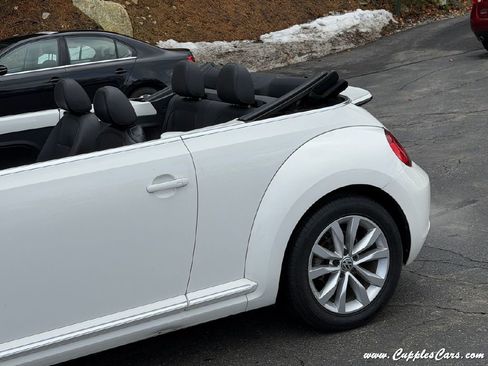 Used 2013 Volkswagen Beetle TDI image 39