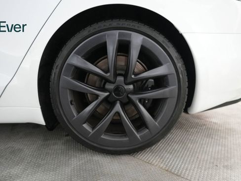 Used 2023 Tesla Model S Standard Range AWD/4WD image 9