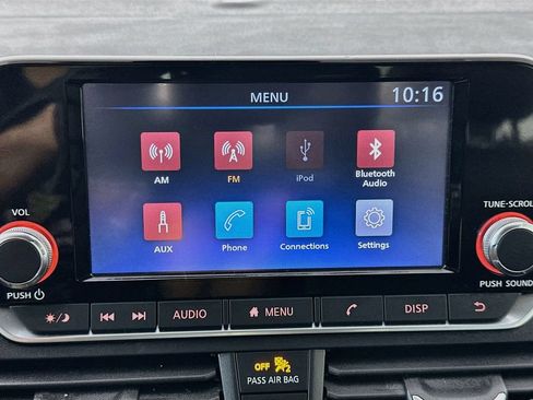 Used 2024 Nissan Altima 2.5 S FWD image 19