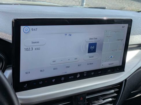 Used 2024 Ford Escape Platinum AWD/4WD image 31