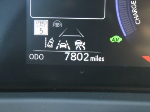 Certified 2025 Lexus UX 300h FWD image 15