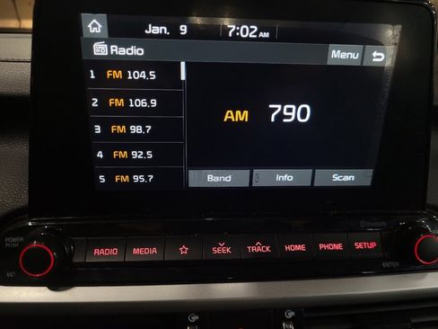 Used 2021 Kia Forte LXS image 25