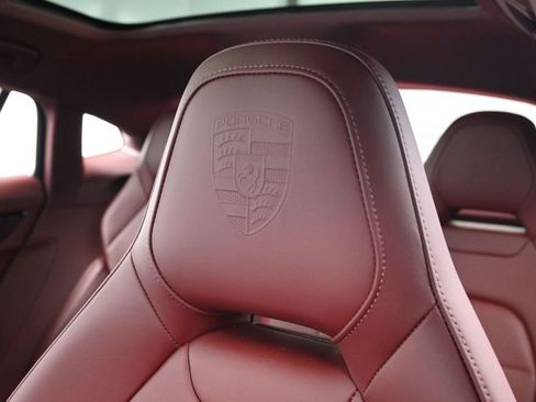 Certified 2025 Porsche Panamera 4 AWD/4WD image 16