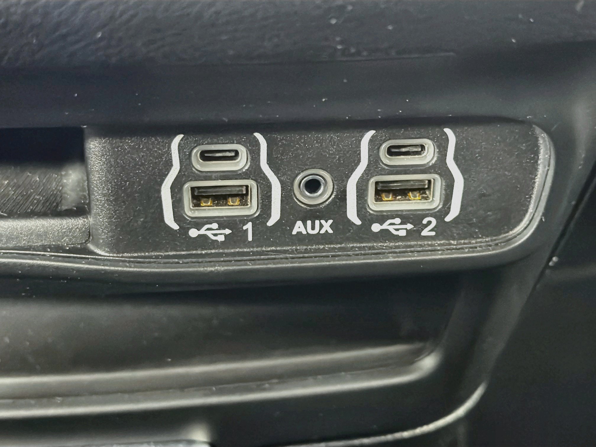 Used 2025 Chrysler Pacifica Select FWD image 26