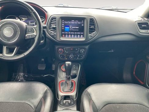Used 2020 Jeep Compass Trailhawk AWD/4WD image 11