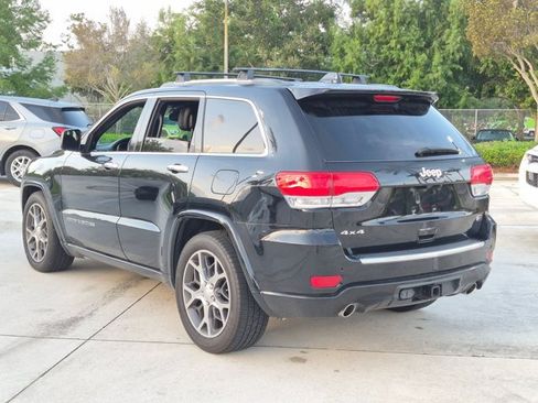 Used 2020 Jeep Grand Cherokee Overland AWD/4WD image 7
