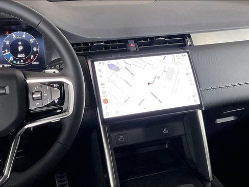 New 2026 Land Rover Discovery Sport Landmark AWD/4WD image 5