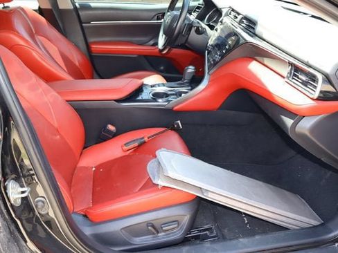 Used 2019 Toyota Camry XSE FWD image 16